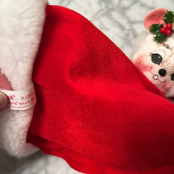 Annalee Dolls Mouse in Santa hat 1988. Mouse head ornament 1998. Good condition - Picture 5 of 8
